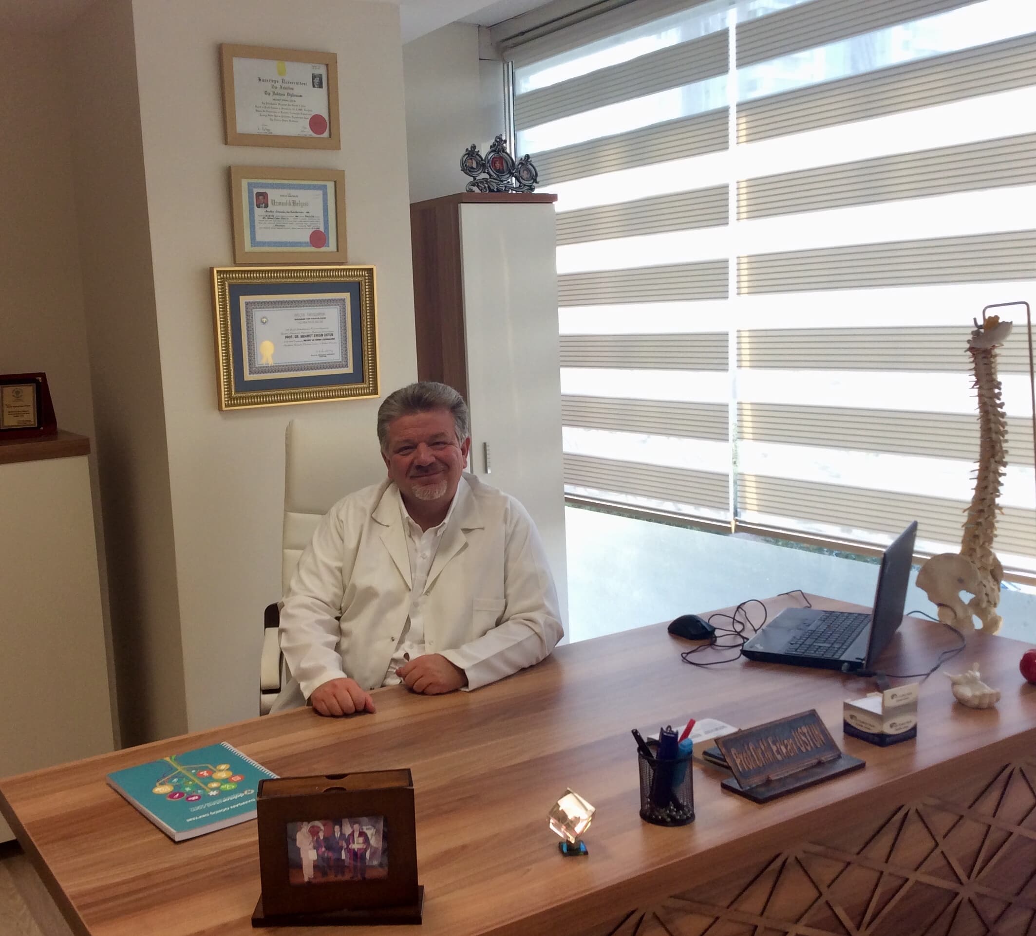 Prof. Dr. Mehmet Erkan Üstün