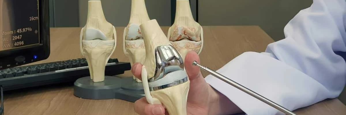 Göyərtə dəyişdirmə əməliyyatı ilə kalça dəyişdirmə əməliyyatı arasındakı fərq nədir?