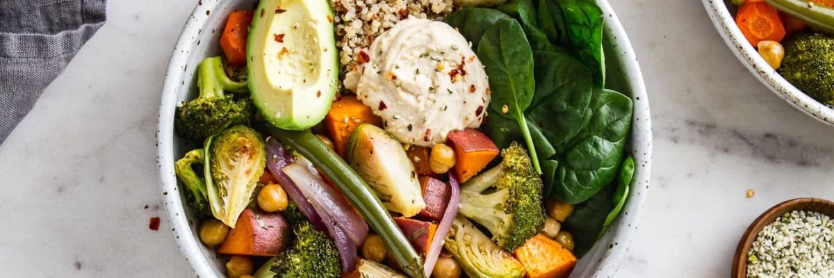 Vegan yemək: sağlam həyat tərzinin açarı