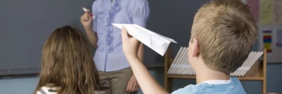 Diqqət çatışmazlığı və hiperaktivlik