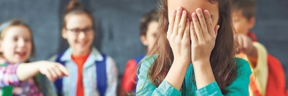 Həmyaşıd Zorakılığı (Bullinq) Nədir ? Qarşısını Necə Almaq Olar?