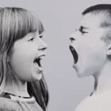 Uşaqlarda qəzəb problemləri: səbəbləri, simptomları və mübarizə üsulları