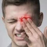 Gözlərdə ağırlıq və ağrı
