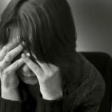 Depressiya və onun əlamətləri. Depressiyanın müalicəsi necə aparılır?