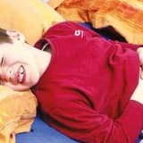 Uşaqlarda qarın ağrısının səbəbi