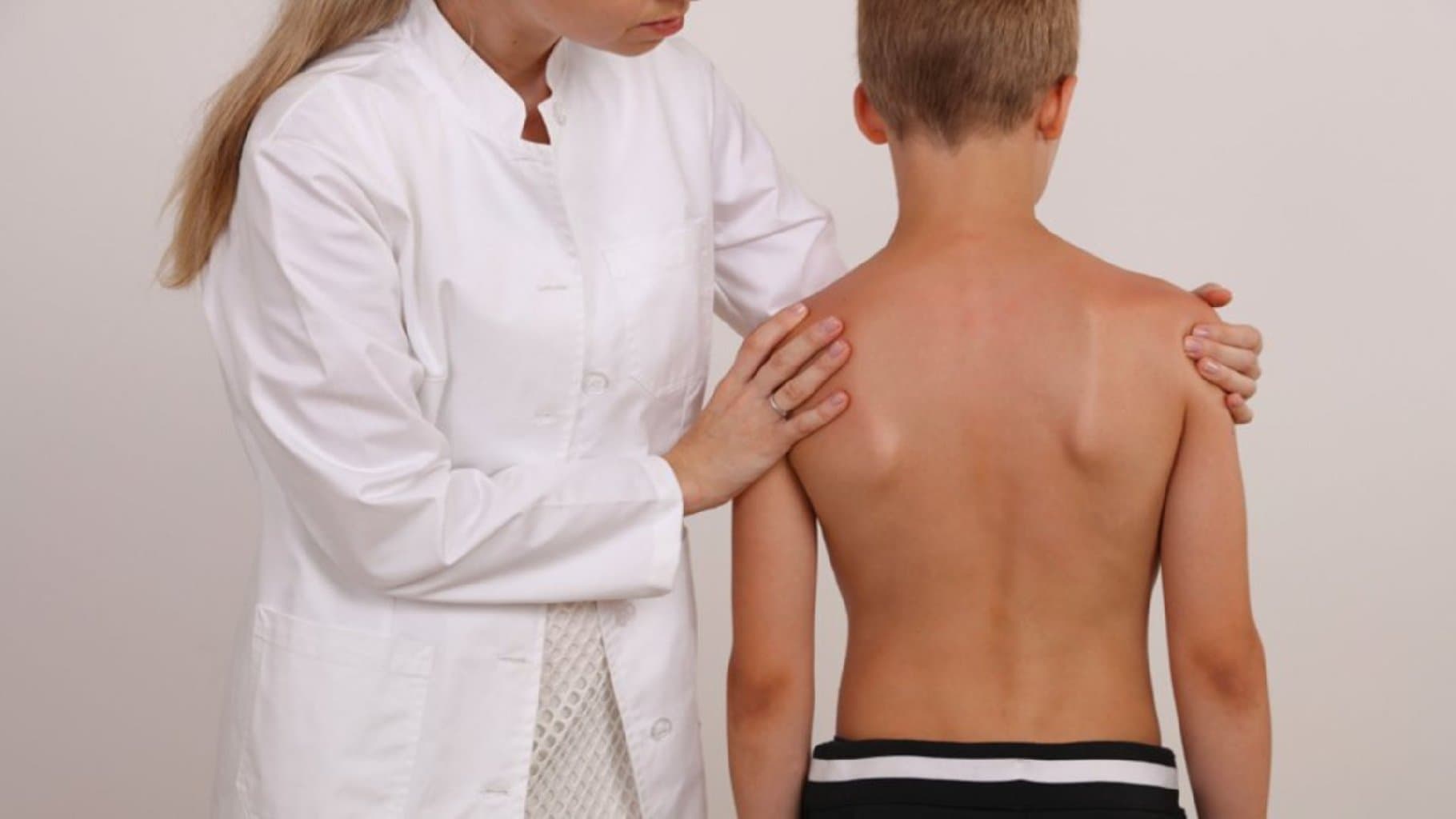 Uşaqlarda donqalığın qarşısını almaq üçün 5 qızıl qayda