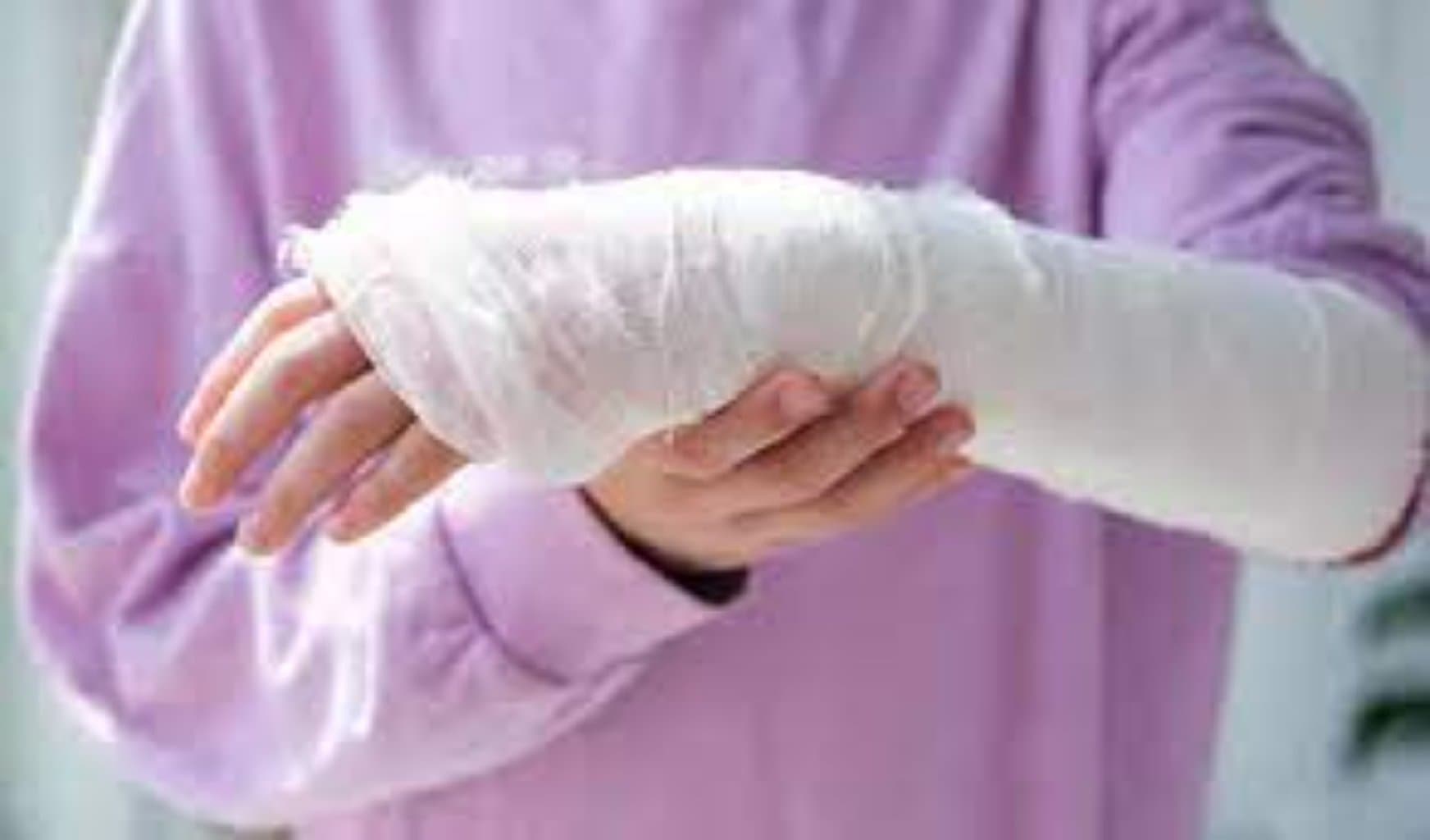 Sınıqların müasir metodlarla cərrahi müalicəsi