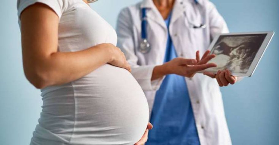 Yüksək riskli hamiləliklər nədir və niyə baş verir? Onlayn görüş